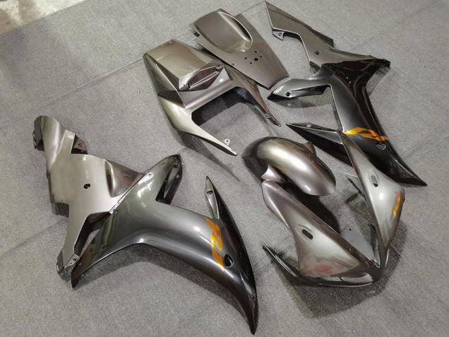 2002-2003 Gloss Silver & Gold Yamaha R1 Motorcycle Fairing 2002-2003 Gloss Silver & Gold Yamaha R1 Motorcycle Fairing
