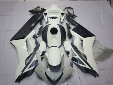 2004-2005 White and Silver Honda CBR1000RR Motorcycle Fairing
