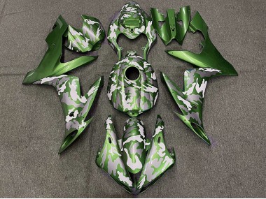 2004-2006 Dark Green Camo Yamaha R1 Motorcycle Fairing