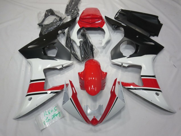 2005 White Red and Black Yamaha R6 Motorcycle Fairing 2005 White Red and Black Yamaha R6 Motorcycle Fairing