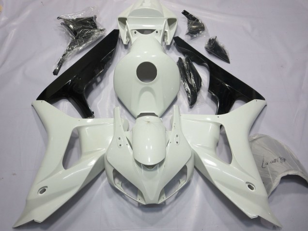 2006-2007 White and Black Honda CBR1000RR Motorcycle Fairing 2006-2007 White and Black Honda CBR1000RR Motorcycle Fairing