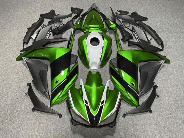 2015-2018 Green Black and White Yamaha R3 Motorcycle Fairing