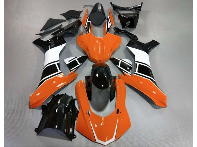 2015-2019 Gloss Orange White and Black Yamaha R1 Motorcycle Fairing 2015-2019 Gloss Orange White and Black Yamaha R1 Motorcycle Fairing